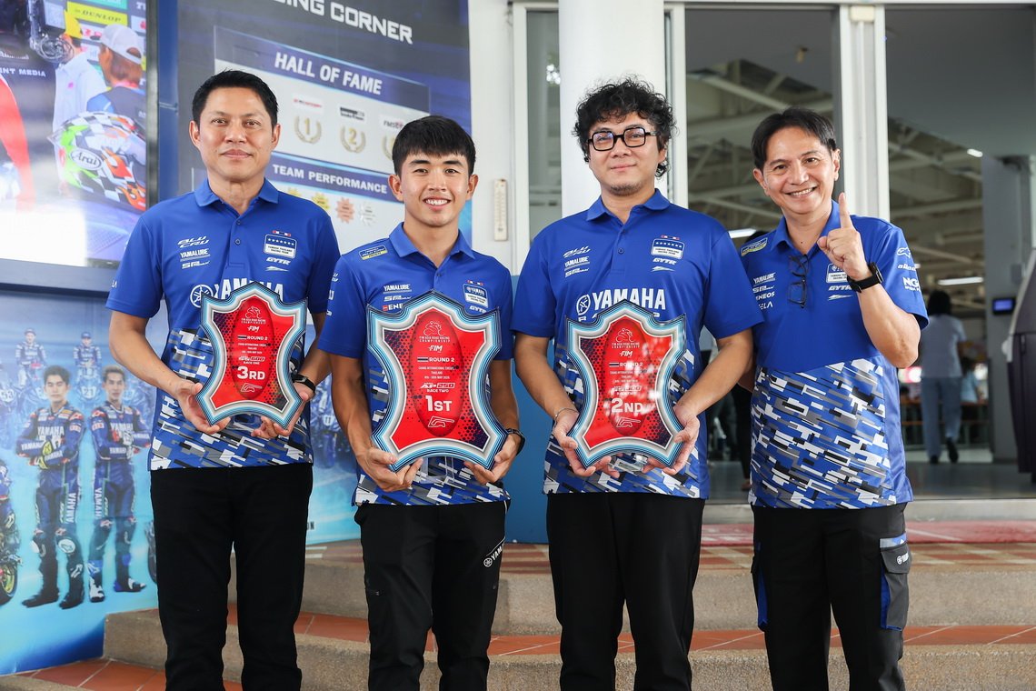 ยามาฮ่า ไทยแลนด์ เรซซิ่ง ทีม เพิ่ม Trophy เข้าสู่ Hall of Fame หลัง ตี-อนุภาพ  ไอเดีย-กฤตภัทร สร้างผลงานยอดเยี่ยมศึกเอเชีย โร้ดเรซซิ่ง สนาม 2