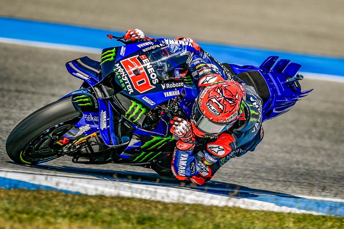 El Diablo Fabio Quartararo กดเวลา FP1 รั้ง Top3 นำทัพนักบิดยามาฮ่าประเดิมสนามแรก MotoGP 2025 อย่างร้อนแรง!!! El Diablo Fabio Quartararo กดเวลา FP1 รั้ง Top3 นำทัพนักบิดยามาฮ่าประเดิมสนามแรก MotoGP 2025 อย่างร้อนแรง!!!