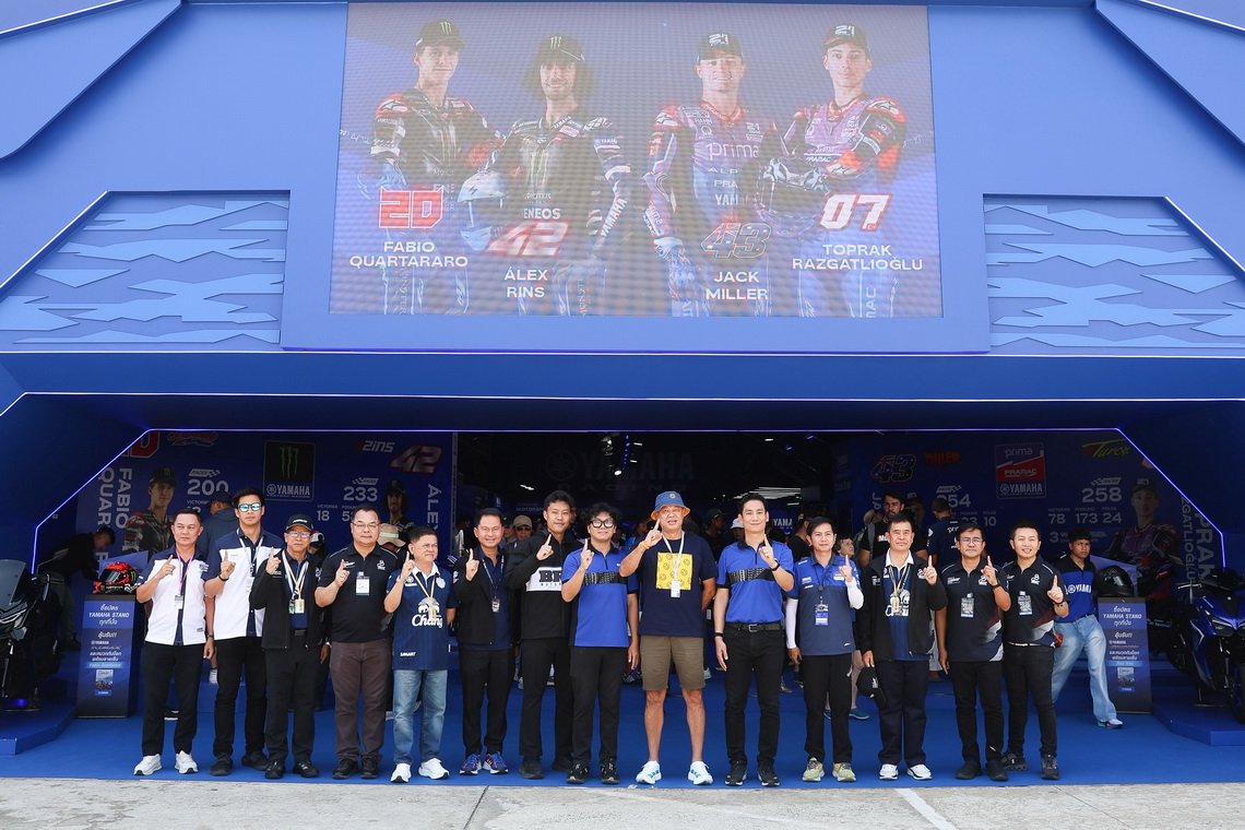 ยามาฮ่าต้อนรับ ลุงเนวิน และคณะผู้บริหารสนามช้างฯ เยี่ยมชมบูท YamahaGP Pavilion ในงาน ThaiGP 2026