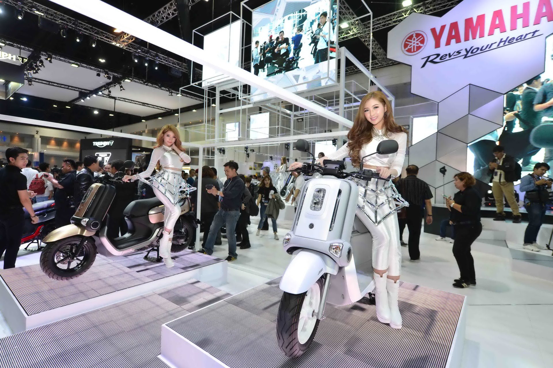 QBIX Digital automatic  QBIX Digital automatic