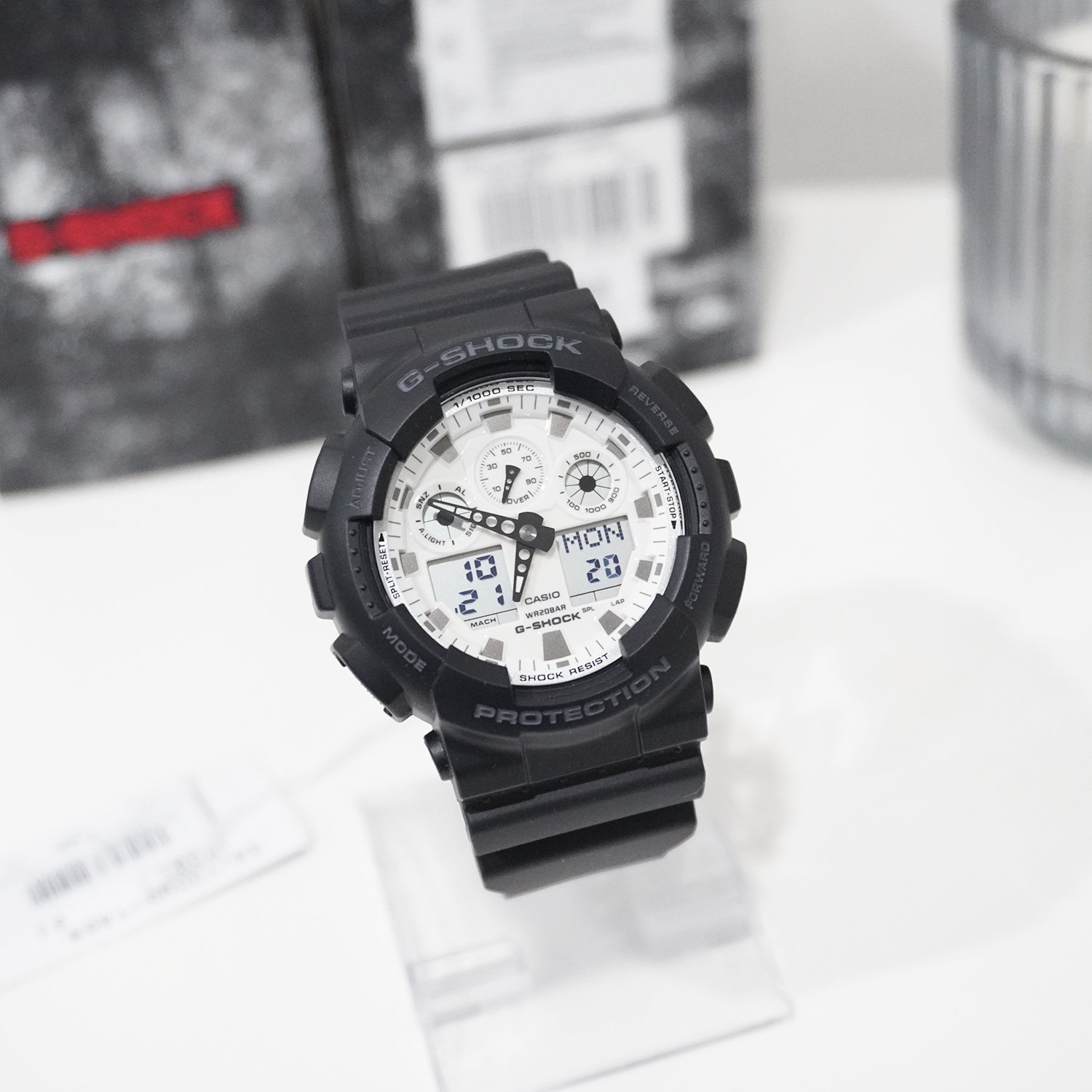 G-Shock Casio GA-100WD-1A – Orologio Analogico-Digitale Nero E Bianco