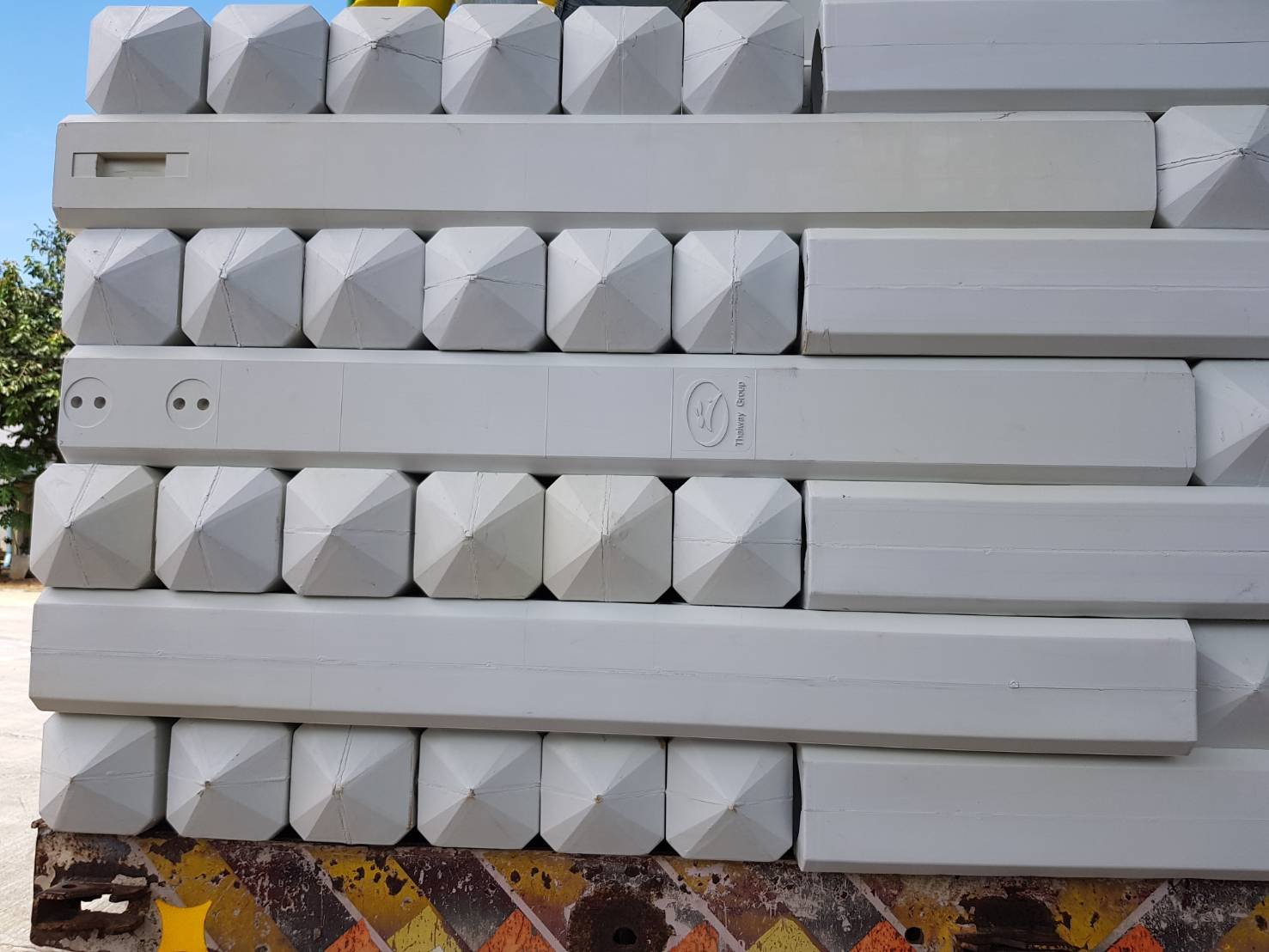 Rubber Form For Posts Guiding Rubber Post