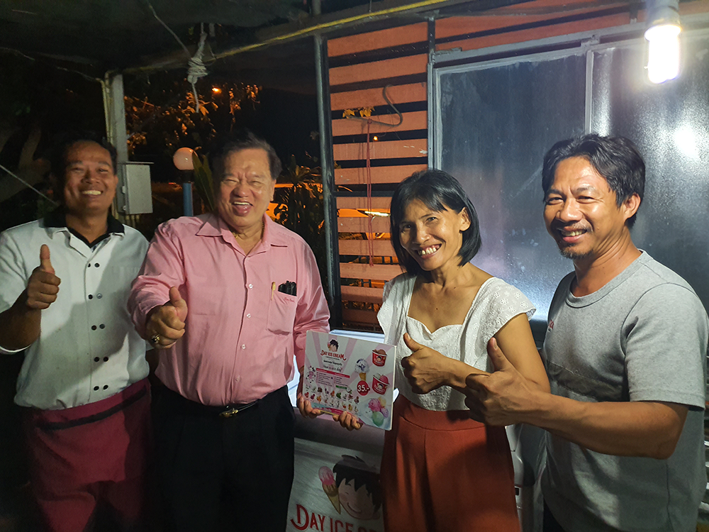 Dayicecream #0061 สาขา ร้านผัดไทยพี่นา หมู่บ้านเงินทอง อ.บ้านโป่ง จ.ราชบุรี Dayicecream #0061 สาขา ร้านผัดไทยพี่นา หมู่บ้านเงินทอง อ.บ้านโป่ง จ.ราชบุรี