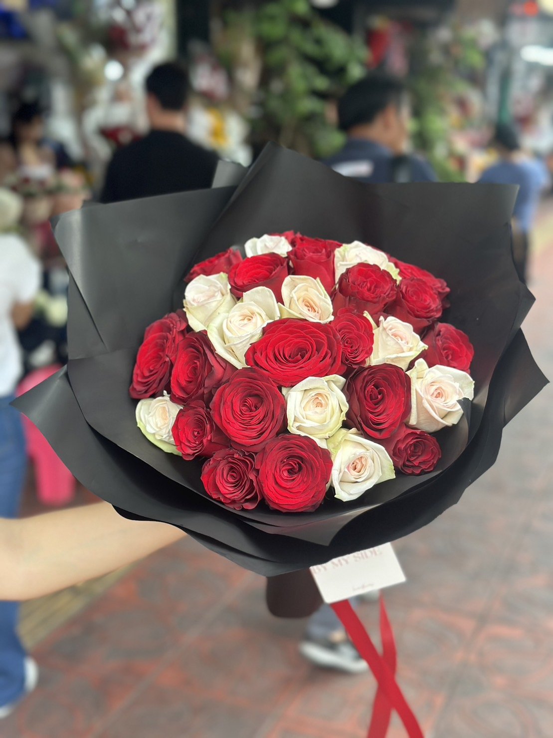 30 Red and White Roses