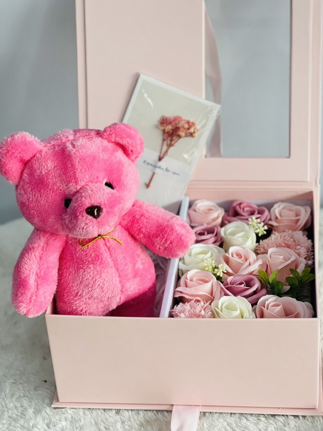 LOVE019 กล่องดอกไม้มีกลิ่นหอม ตุ๊กตาหมีนุ่มนิ่ม