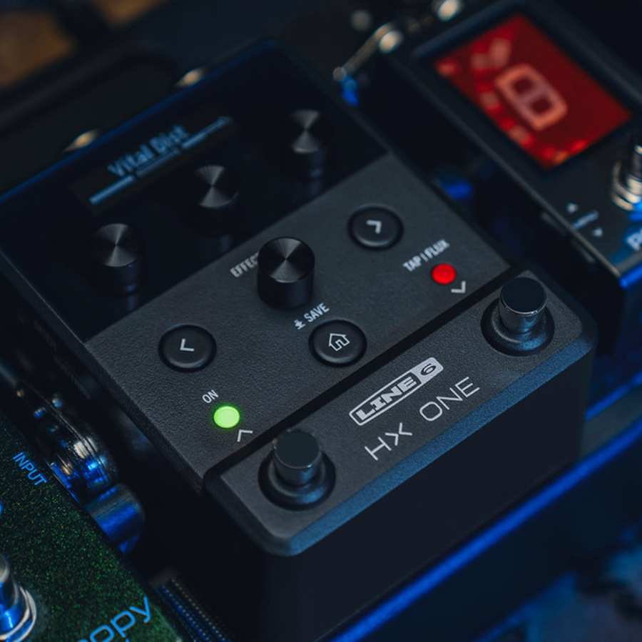 Line 6 HX One Guitar Multi-effects Floor Processor