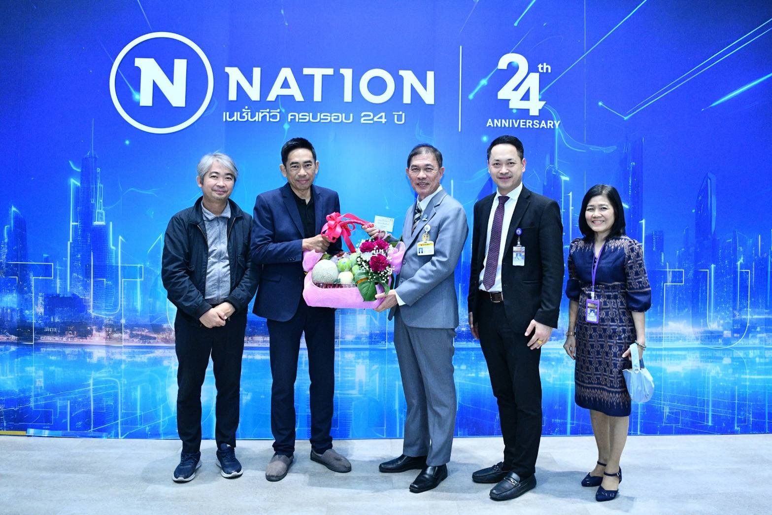 'สว.สุทนต์' ผู้แทนคณะกรรมการประชาสัมพันธ์ วุฒิสภา พบปะเยี่ยมเยือนสื่อมวลชนพร้อมมอบกระเช้าแสดงความปรารถนาดี ในโอกาสขึ้นปีใหม่ 2568 'สว.สุทนต์' ผู้แทนคณะกรรมการประชาสัมพันธ์ วุฒิสภา พบปะเยี่ยมเยือนสื่อมวลชนพร้อมมอบกระเช้าแสดงความปรารถนาดี ในโอกาสขึ้นปีใหม่ 2568