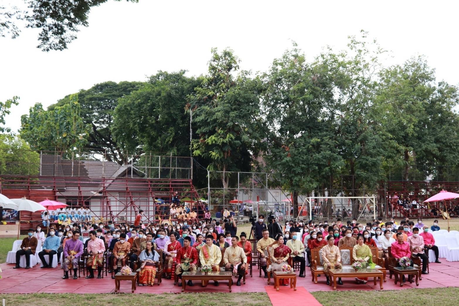 Kick off ประวัติศาสตร์ล้านนา ทรงคุณค่านครพิงค์ “ตวยผ่อเรื่องม่ะเก่า” ณ ลานฉำฉา โรงเรียนยุพราชวิทยาลัย จังหวัดเชียงใหม่ Kick off ประวัติศาสตร์ล้านนา ทรงคุณค่านครพิงค์ “ตวยผ่อเรื่องม่ะเก่า” ณ ลานฉำฉา โรงเรียนยุพราชวิทยาลัย จังหวัดเชียงใหม่