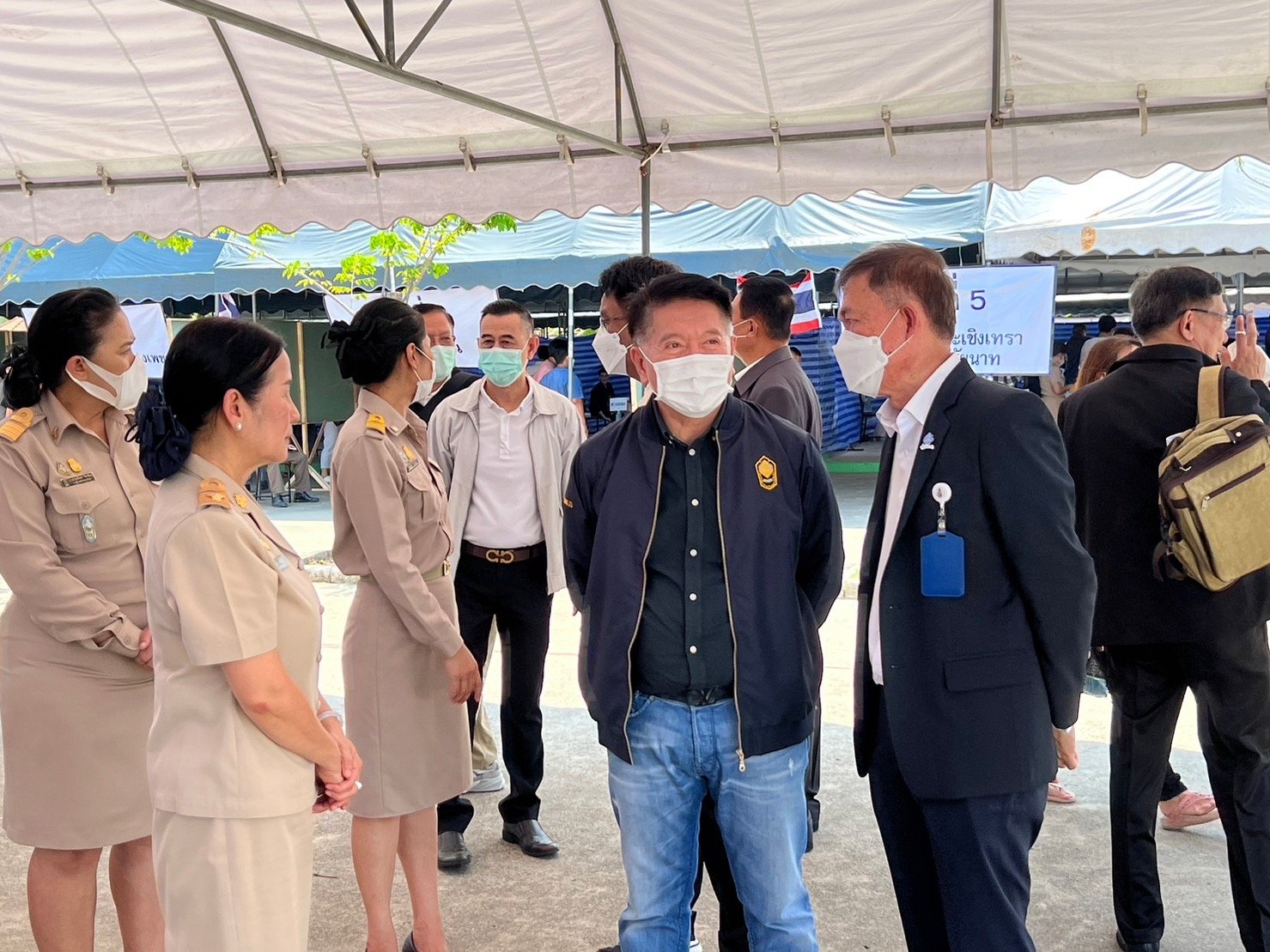 กกต.กลางตรวจเยี่ยมเขตเลือกตั้งที่ 1 อ.เมืองนนทบุรี เป็นไปด้วยความเรียบร้อย กกต.กลางตรวจเยี่ยมเขตเลือกตั้งที่ 1 อ.เมืองนนทบุรี เป็นไปด้วยความเรียบร้อย