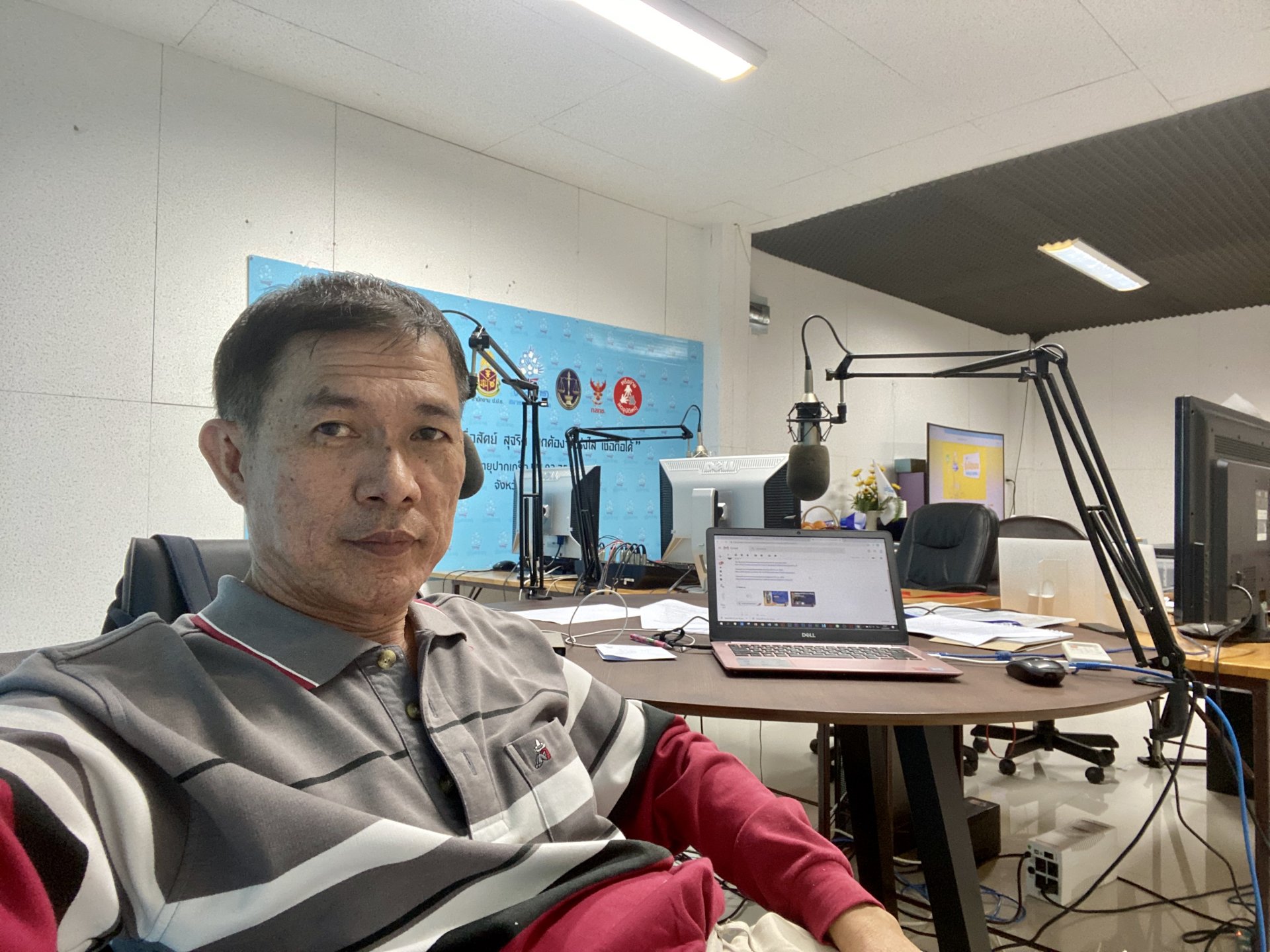 วิทยุท้องถิ่น'สื่อช่อสะอาด'เร่งปรับตัว ชูวันสต็อปเซอร์วิส วิทยุท้องถิ่น'สื่อช่อสะอาด'เร่งปรับตัว ชูวันสต็อปเซอร์วิส