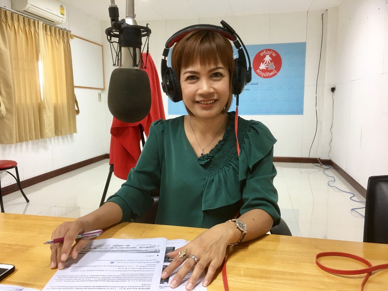 รายการ “คลื่นชุมชนถนนปลอดภัย” วันพฤหัสบดีที่ 11 ตุลาคม 2561 เวลา 19.30-20.00 น. รายการ “คลื่นชุมชนถนนปลอดภัย” วันพฤหัสบดีที่ 11 ตุลาคม 2561 เวลา 19.30-20.00 น.