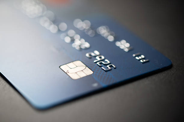 ปลดล็อกความคล่องตัวทางการเงิน เพียงสมัครบัตรเดบิตธนาคาร