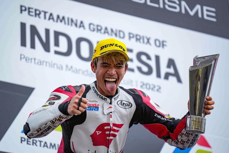 สรุปผลงาน 'สมเกียรติ จันทรา' นักแข่งไทยใน Moto2 2022 สรุปผลงาน 'สมเกียรติ จันทรา' นักแข่งไทยใน Moto2 2022