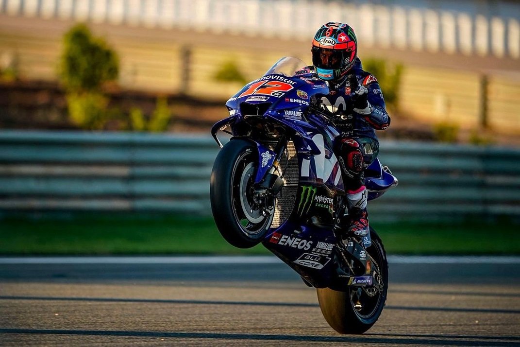 YAMAHA แรงสุด! ทดสอบรถสนามแรกที่บาเลนเซีย YAMAHA แรงสุด! ทดสอบรถสนามแรกที่บาเลนเซีย