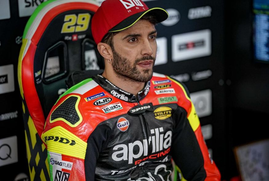 'อังเดร เอียนโนเน' ภูมิใจที่พา Aprilia ขึ้นนำครั้งแรกในปี 2019 ที่ออสเตรเลีย 'อังเดร เอียนโนเน' ภูมิใจที่พา Aprilia ขึ้นนำครั้งแรกในปี 2019 ที่ออสเตรเลีย