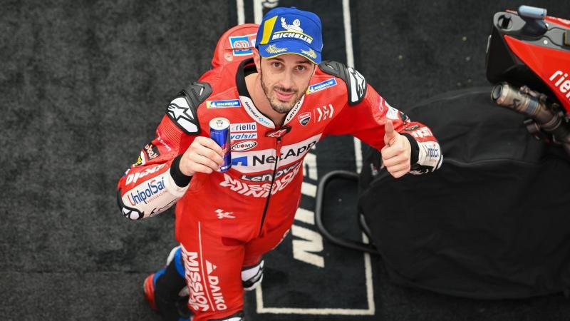 'อันเดรีย โดวิซิโอโซ' ฉลองโพเดียมที่ 100 ในอาชีพนักบิด 'อันเดรีย โดวิซิโอโซ' ฉลองโพเดียมที่ 100 ในอาชีพนักบิด