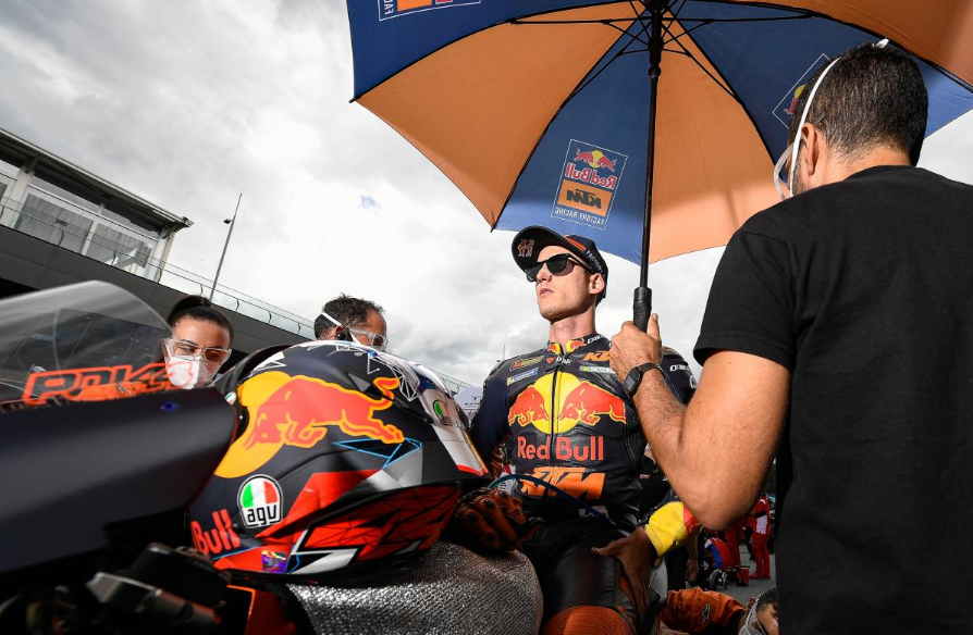 โพล เอสปาร์กาโร : อย่าคิดว่ารถ KTM พัฒนาขึ้นหากยังไม่ได้ดวล 'มาร์ก มาร์เกซ' โพล เอสปาร์กาโร : อย่าคิดว่ารถ KTM พัฒนาขึ้นหากยังไม่ได้ดวล 'มาร์ก มาร์เกซ'