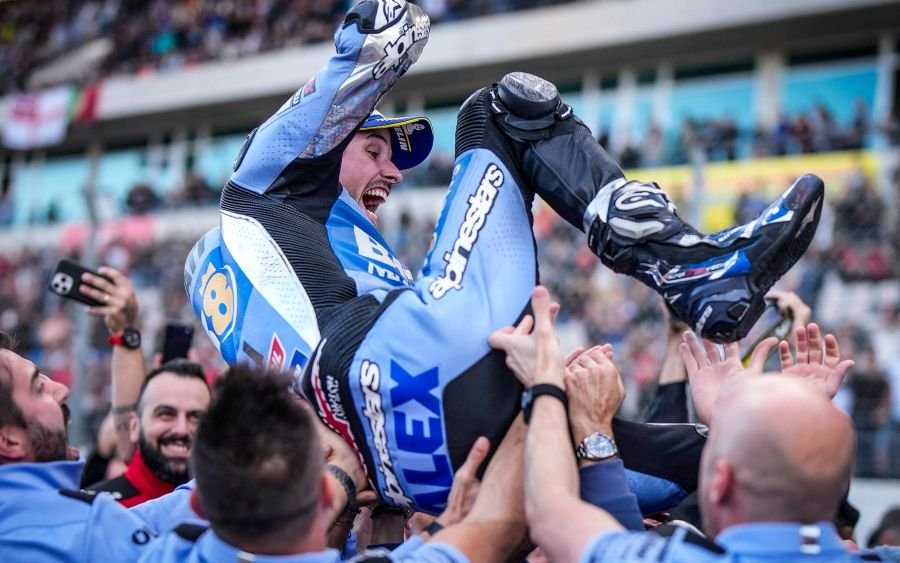 อเล็กซ์ มาร์เกซ ชี้รองแชมป์โลกปี 2025 คือบทพิสูจน์ศักยภาพใน MotoGP