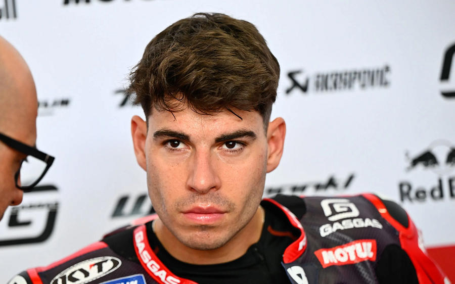 ออกุสโต้ เฟอร์นันเดซ หวังพลิกสถานการณ์เพื่อที่นั่งใน MotoGP 2025 ออกุสโต้ เฟอร์นันเดซ หวังพลิกสถานการณ์เพื่อที่นั่งใน MotoGP 2025