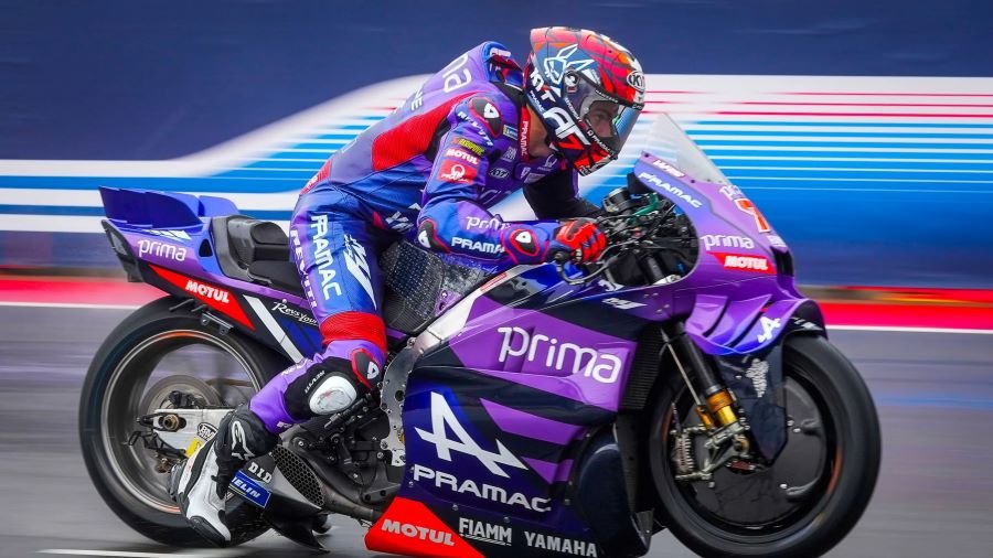 ออกุสโต้ เฟอร์นันเดซ สร้างผลงานหวังคัมแบ็ค MotoGP ในฐานะนักแข่งฟูลไทม์ ออกุสโต้ เฟอร์นันเดซ สร้างผลงานหวังคัมแบ็ค MotoGP ในฐานะนักแข่งฟูลไทม์