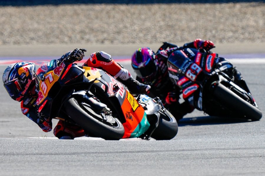อคอสต้า เบรกสุดโหด! มาร์ติน ชี้มีลุ้นร่วมวงล่าแชมป์โลก MotoGP 2026