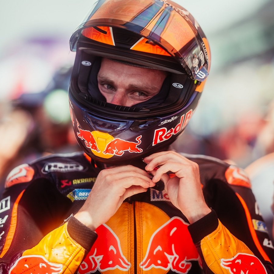 แบรด บินเดอร์ เผย KTM มีปัญหาใน MotoGP 2024 มากกว่าที่คาดไว้! แบรด บินเดอร์ เผย KTM มีปัญหาใน MotoGP 2024 มากกว่าที่คาดไว้!