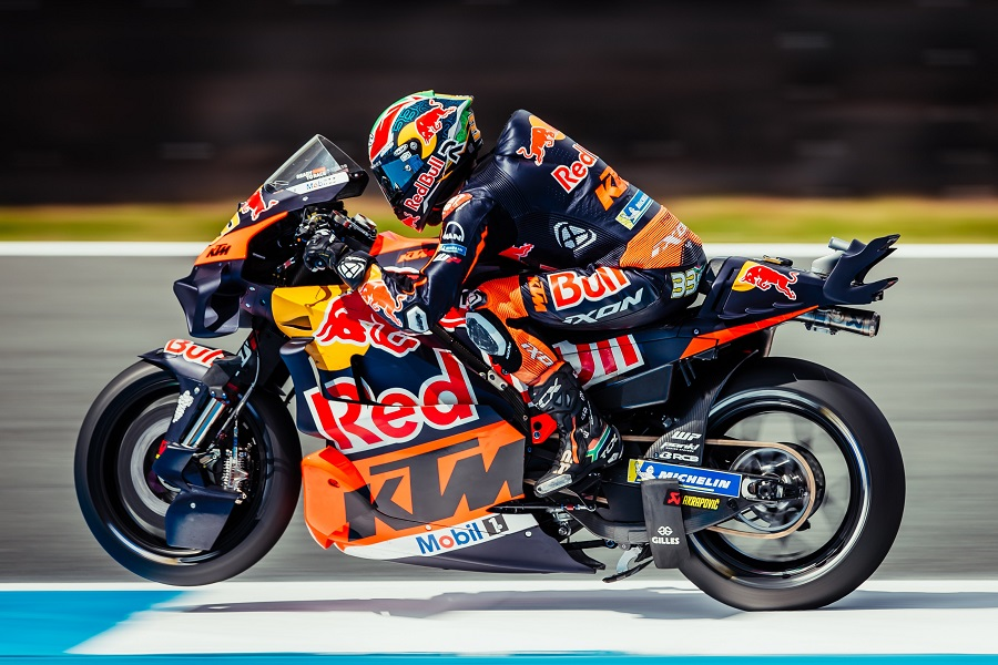 KTM หนึ่งในผู้ผลิตที่จะมีข้อมูลของคู่แข่งมากที่สุดใน MotoGP 2025 ! KTM หนึ่งในผู้ผลิตที่จะมีข้อมูลของคู่แข่งมากที่สุดใน MotoGP 2025 !