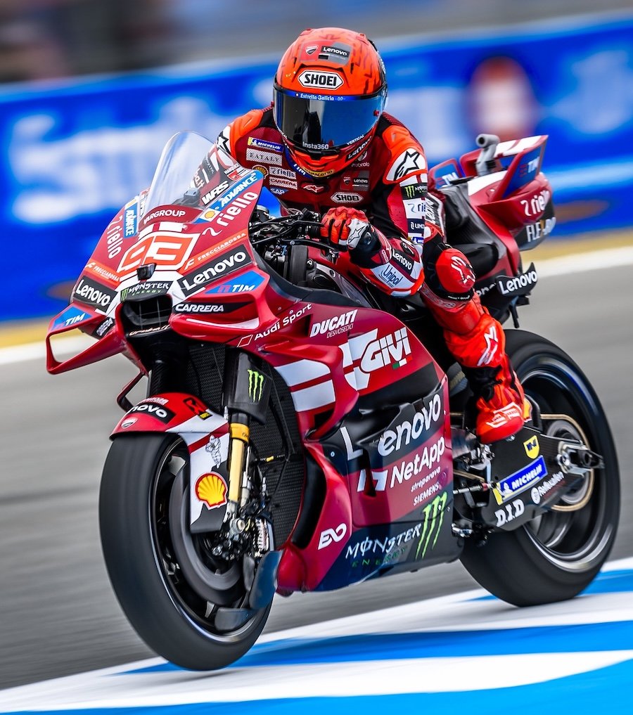 อลหม่านทั้งสนาม! มาร์ก มาร์เกซ ฝ่าสายฝนคว้าชัยสปรินท์เฆเรซ