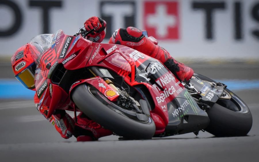  DUCATI กวาดโพเดียม! มาร์ก มาร์เกซ คว้าชัยสปรินท์เลอมังส์