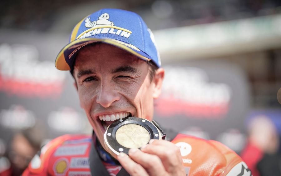 มาร์ก มาร์เกซ ต้องการบาลานซ์ผลงานสปรินท์เรซและเมนเรซใน MotoGP 2025