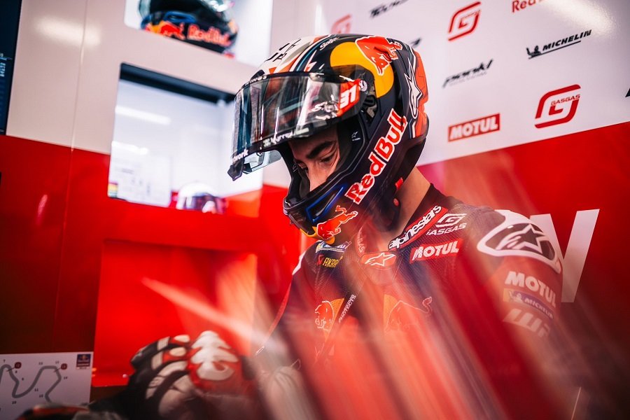 'เปโดร อคอสต้า' สุดตื่นเต้นพร้อมเดบิวท์ MotoGP สุดสัปดาห์นี้ 'เปโดร อคอสต้า' สุดตื่นเต้นพร้อมเดบิวท์ MotoGP สุดสัปดาห์นี้