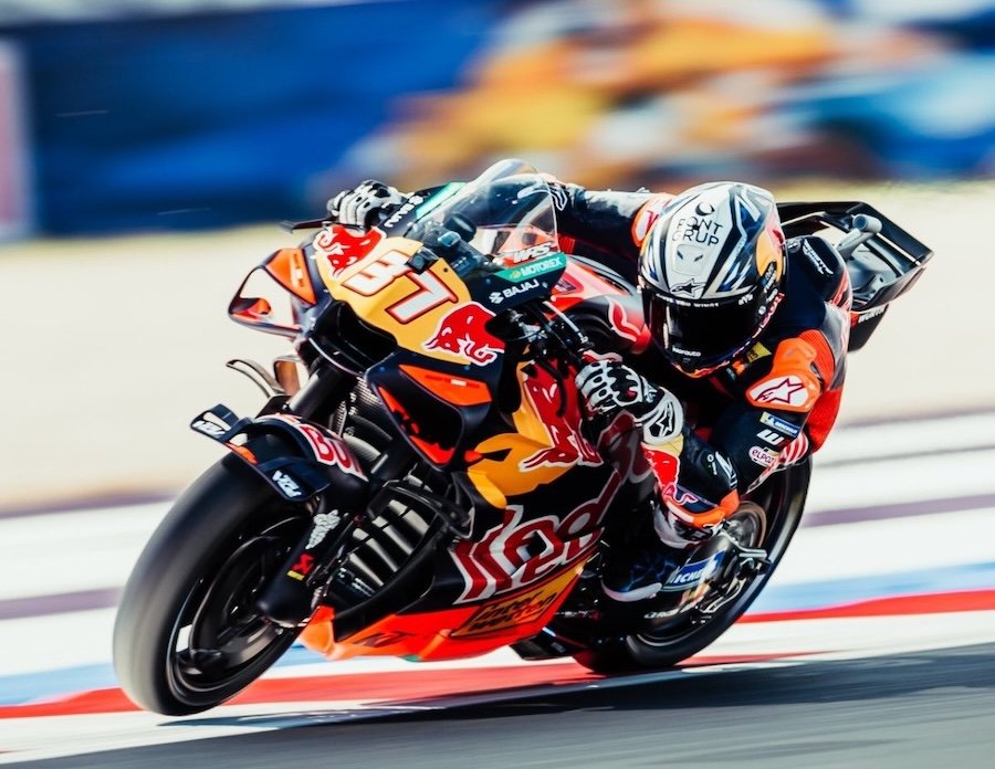 เปโดร อคอสต้า เผย KTM ปรับเซ็ตอัพทั้งคัน! ก่อนผงาดคว้าโพเดียมมิซาโน