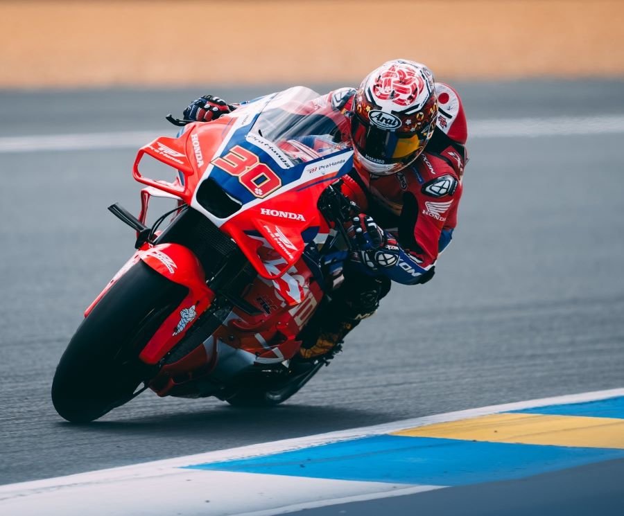 ทาคาอากิ นาคากามิ เซอร์ไพรส์ผลงานบิดไวลด์การ์ดครั้งแรกที่เลอมังส์ ทาคาอากิ นาคากามิ เซอร์ไพรส์ผลงานบิดไวลด์การ์ดครั้งแรกที่เลอมังส์