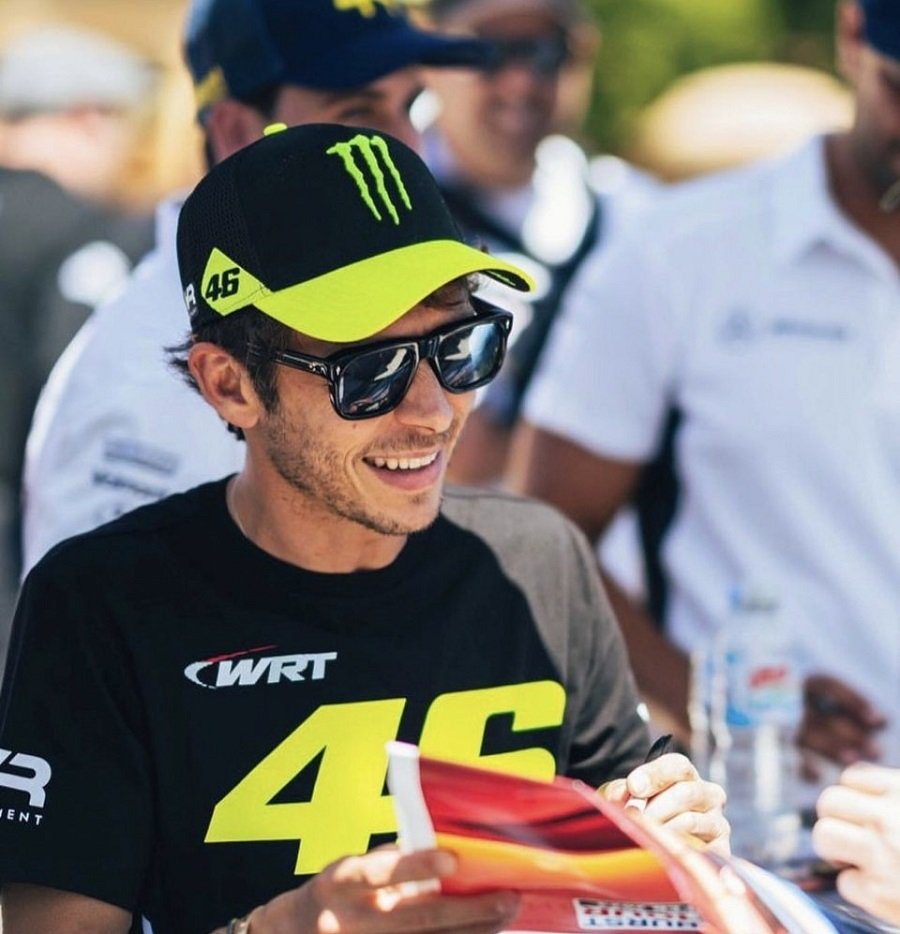 นักแข่ง VR46 ปลื้ม แม้จะเจอปัญหาแต่ 'วาเลนติโน รอสซี' จะทำให้มีรอยยิ้มเสมอ