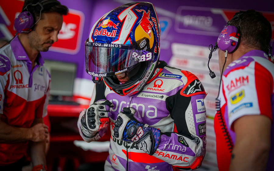 PRAMAC เตือน DUCATI ระวังเสีย 'ฆอร์เก มาร์ติน' ให้ HONDA PRAMAC เตือน DUCATI ระวังเสีย 'ฆอร์เก มาร์ติน' ให้ HONDA