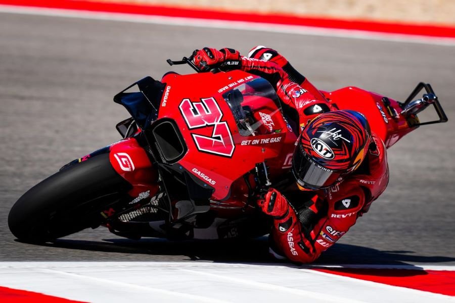 'ออกุสโต้ เฟอร์นันเดซ' ยก 'ดานี เปโดรซา' ช่วยเขาได้มากที่สุดใน MotoGP 'ออกุสโต้ เฟอร์นันเดซ' ยก 'ดานี เปโดรซา' ช่วยเขาได้มากที่สุดใน MotoGP