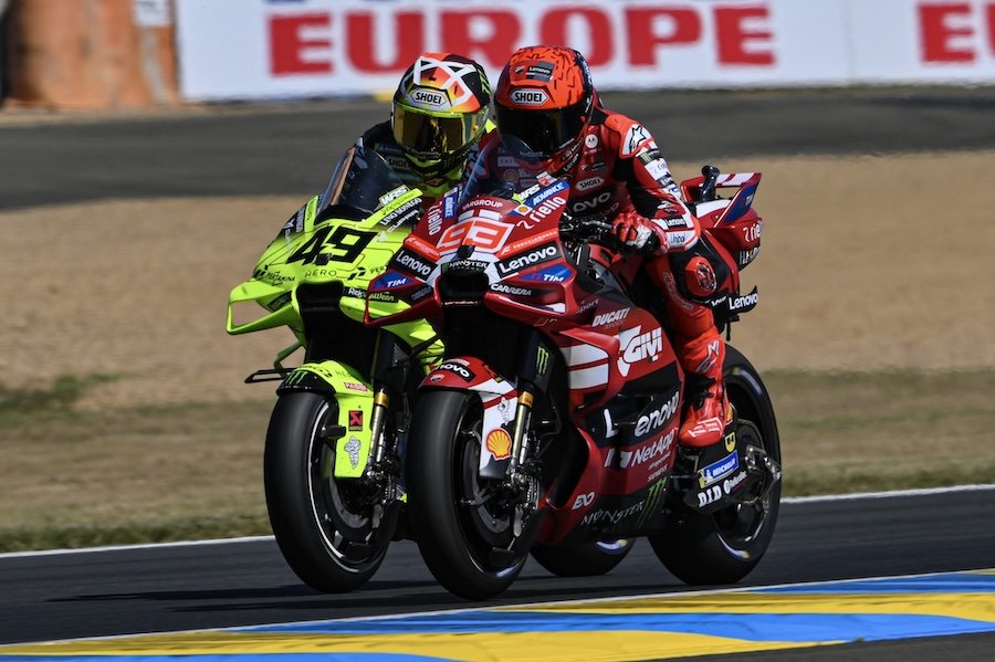 2 นักบิด DUCATI ปัดทีมออเดอร์ ยันขอแข่งเพื่อตัวเอง!