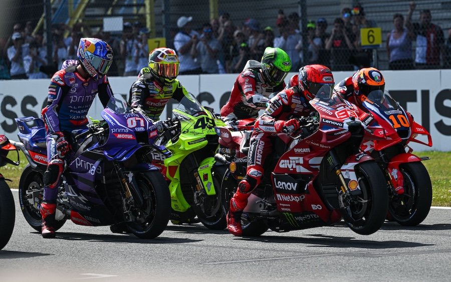 นักบิด MotoGP ฟันธง! รถปี 2027 ยังมีลุ้นทุบสถิติใหม่