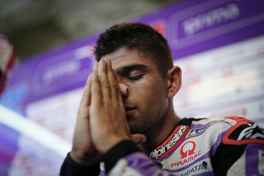 'ฆอร์เก มาร์ติน' เจ็บปวดพลาดเก้าอี้ทีมโรงงาน 'DUCATI' 'ฆอร์เก มาร์ติน' เจ็บปวดพลาดเก้าอี้ทีมโรงงาน 'DUCATI'