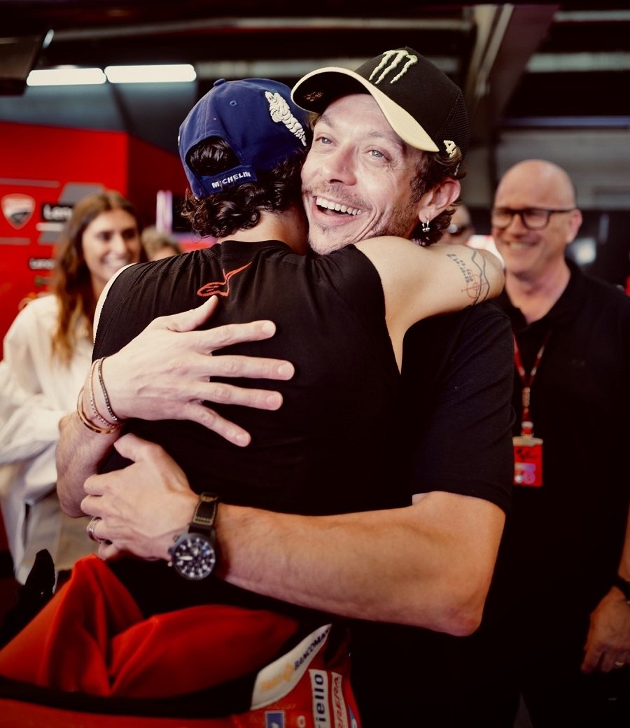 'รอสซี' เผยคำแนะนำที่ทำให้ 'เป็กโก้' คว้าชัย Spanish Grand Prix 2023 'รอสซี' เผยคำแนะนำที่ทำให้ 'เป็กโก้' คว้าชัย Spanish Grand Prix 2023