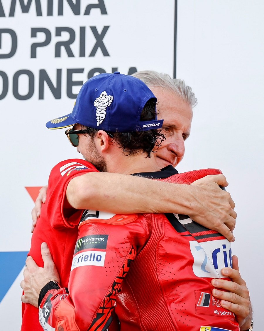 'เปาโล เซียบัตติ' ยก 'ฟรานเชสโก บันญาญา' คู่ควรกับตำแหน่งแชมป์โลก 'เปาโล เซียบัตติ' ยก 'ฟรานเชสโก บันญาญา' คู่ควรกับตำแหน่งแชมป์โลก