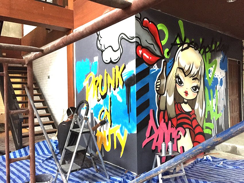 "็House Ekkamai" Graffiti "็House Ekkamai" Graffiti