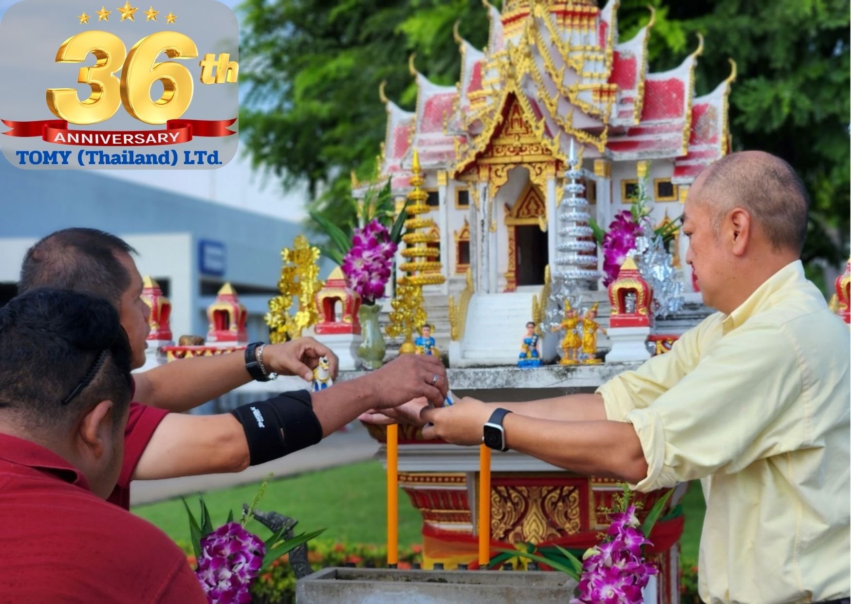 Shrine worship ceremony Shrine for good fortune On the anniversary of the company's founding, 13 October 2023