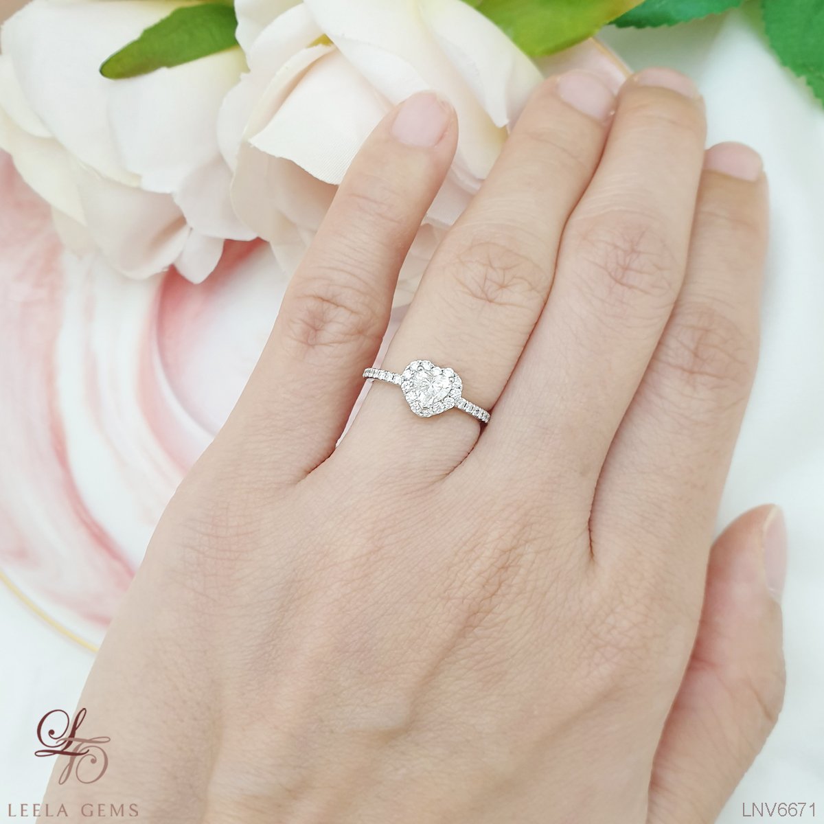 One Carat Lab Grown Round Brilliant Halo Diamond Ring in 18K White Gold |  Quality Diamonds