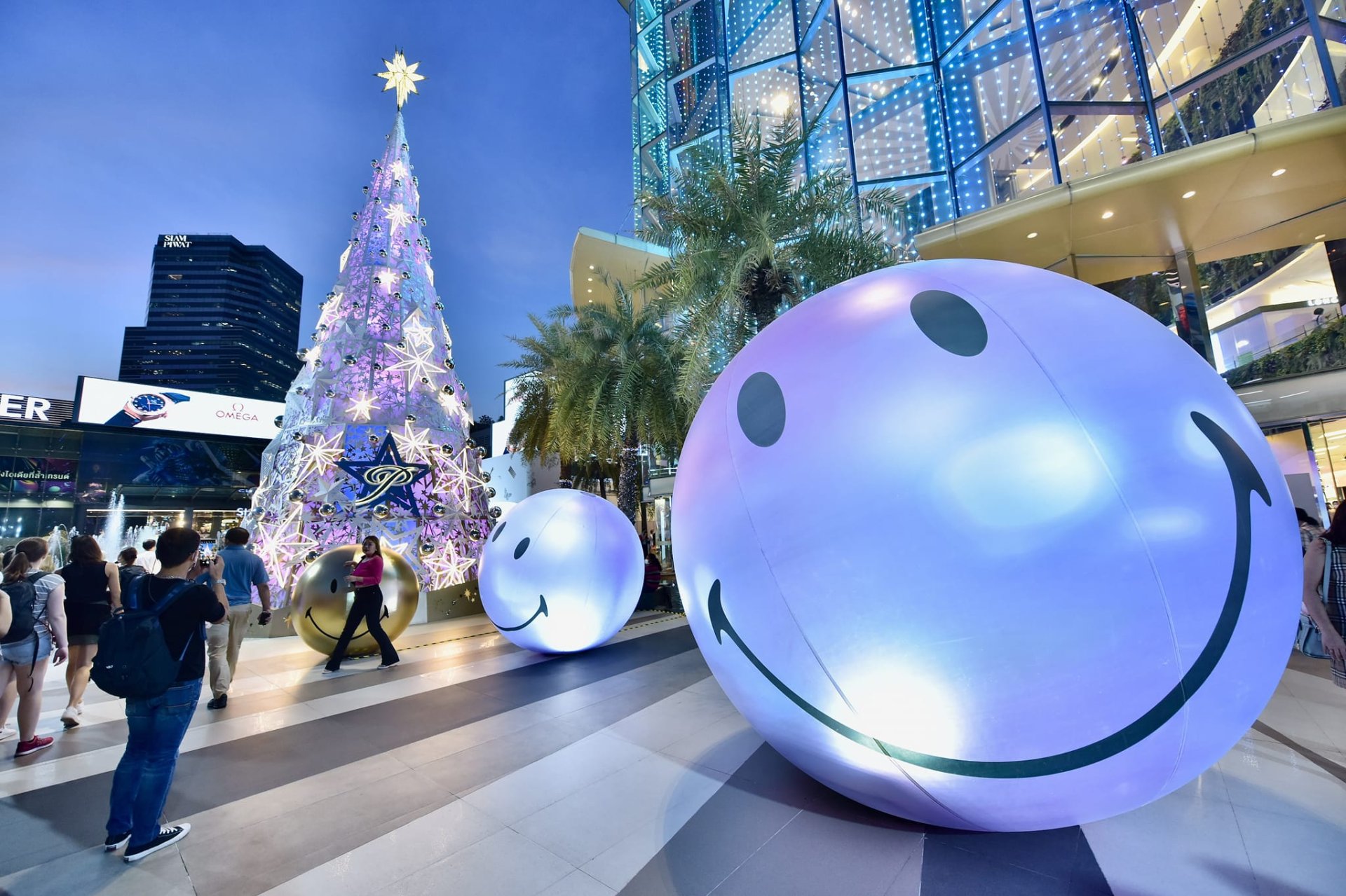 "สยามพารากอน" สร้างปรากฏการณ์ “ยิ้มสยาม” ผนึกแบรนด์ดังเนรมิตอีเวนต์สุดยิ่งใหญ่ "สยามพารากอน" สร้างปรากฏการณ์ “ยิ้มสยาม” ผนึกแบรนด์ดังเนรมิตอีเวนต์สุดยิ่งใหญ่