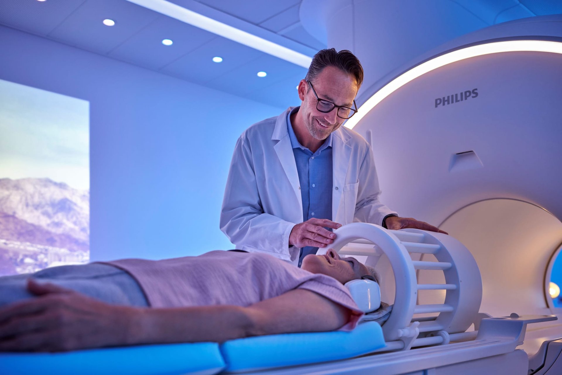 ครั้งแรกในไทย!"ฟิลิปส์" เปิดตัว Philips MR7700 เทคโนโลยีด้านการตรวจวินิจฉัยสุดล้ำ  ครั้งแรกในไทย!"ฟิลิปส์" เปิดตัว Philips MR7700 เทคโนโลยีด้านการตรวจวินิจฉัยสุดล้ำ