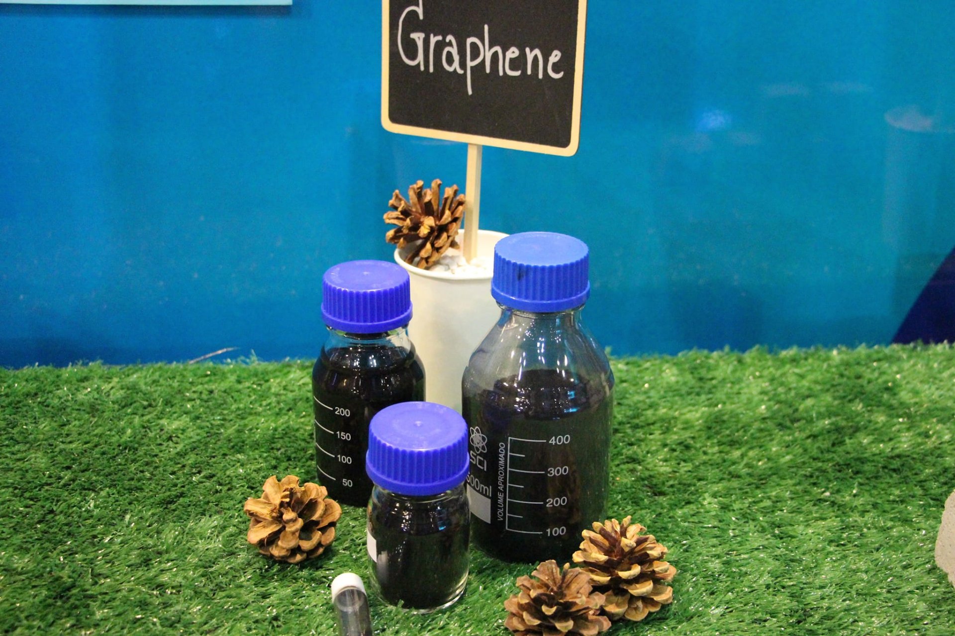 เปลี่ยนขยะเป็น "กราฟีน" มูลค่าสูง นวัตกรรมแห่งอนาคต เปลี่ยนขยะเป็น "กราฟีน" มูลค่าสูง นวัตกรรมแห่งอนาคต