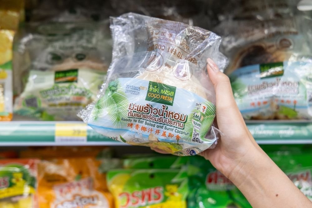 SME ไทยยกระดับผลผลิตพื้นบ้าน โคโค่ เฟรส มะพร้าวน้ำหอมพร้อมทานสู่เชลฟ์เซเว่นฯ 