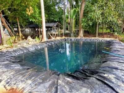 สีน้ำในบ่อที่ทำการปูด้วยพลาสติก LDPE/LLDPE สีน้ำในบ่อที่ทำการปูด้วยพลาสติก LDPE/LLDPE