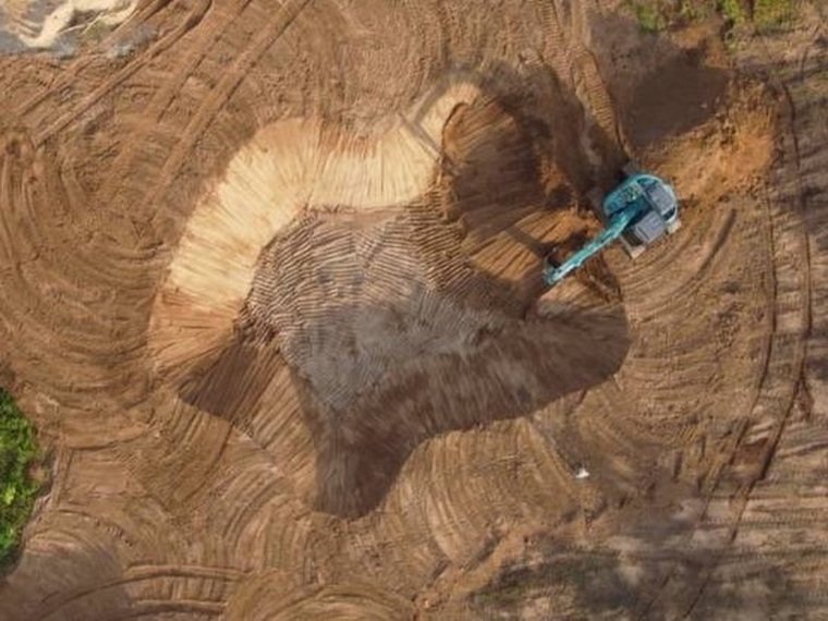 บ่อฟรีฟอร์มจาก อำเภอ สันทราย จังหวัด เชียงใหม่  บ่อฟรีฟอร์มจาก อำเภอ สันทราย จังหวัด เชียงใหม่